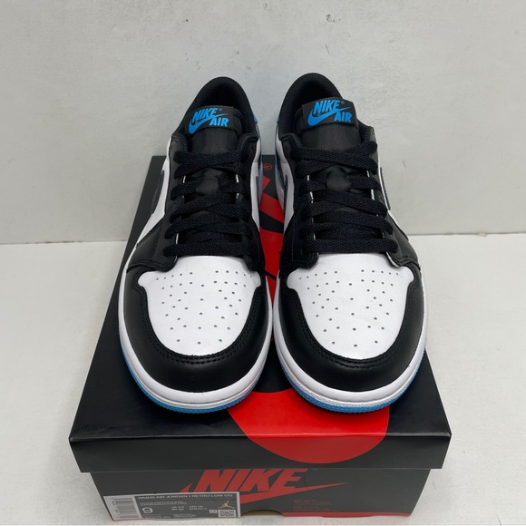 Nike Air Jordan 1 Retro Low WMNS “UNC/Powder Blue” 2022 - Picture 2 of 4